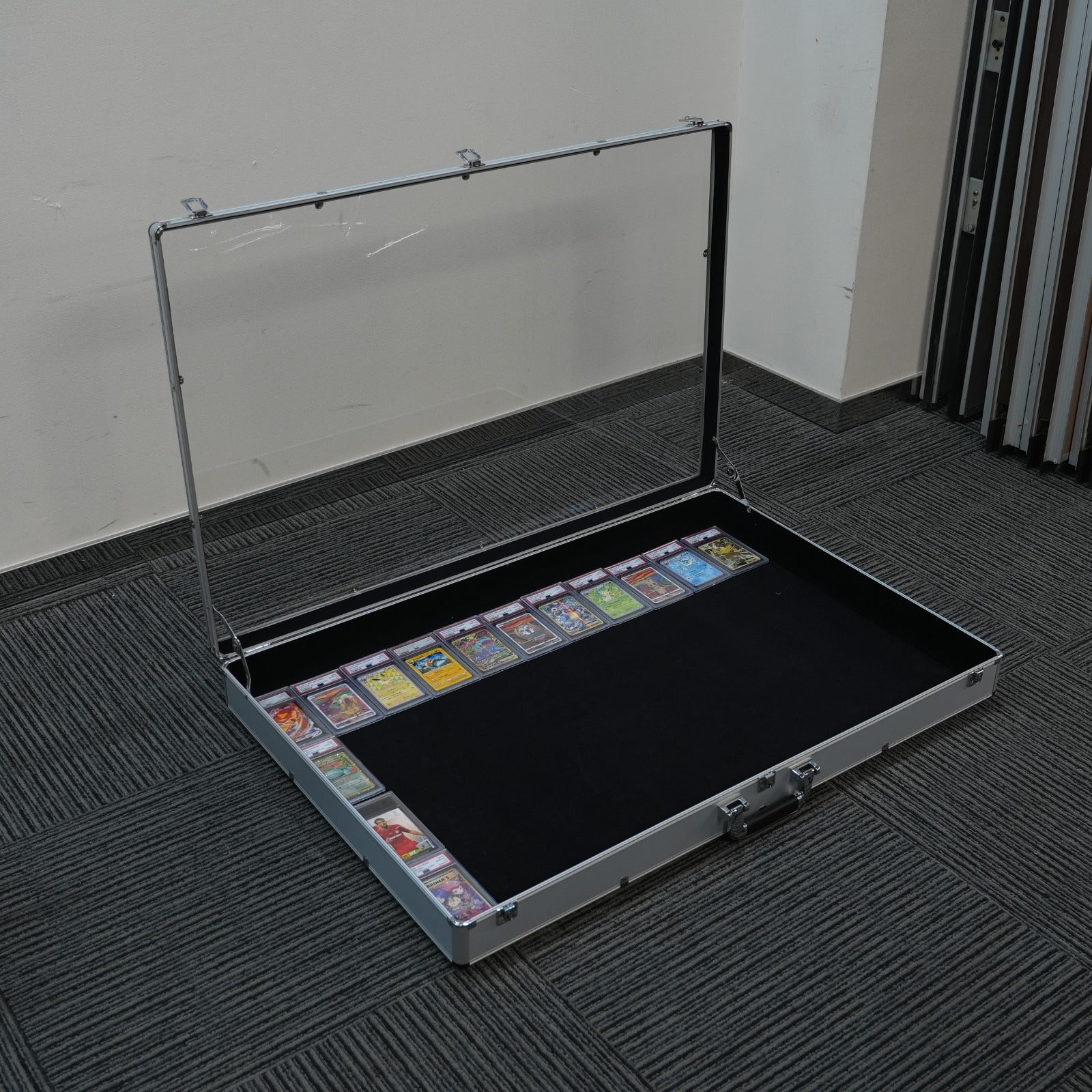 Slab Display para Exposição-8